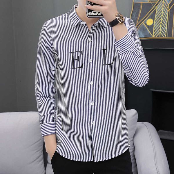 autumn stripe long sleeve korean slim handsome shirt casual temperament trend business men's wear inch, White;black 
autumn stripe long sleeve korean slim handsome shirt casual temperament trend business men's wear inch, White;black