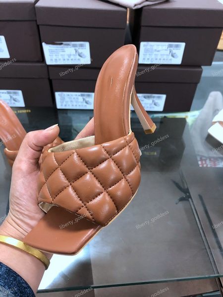 lusso women summer cut out ladies sandals ladiessandals good quality flat shoe candy color outdoor holiday slides 35-42 high quality, Black;red
lusso women summer cut out ladies sandals ladiessandals good quality flat shoe candy color outdoor holiday slides 35-42 high quality, Black;red