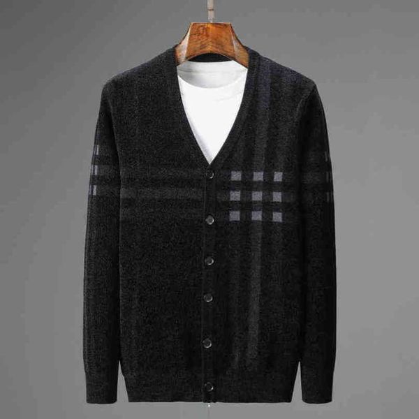 luxury brand men s sweater coat autumn and winter casual tracksuit wool knit v-neck jacket letter logo luxury designer mens clothes bee embr, White;black
luxury brand men s sweater coat autumn and winter casual tracksuit wool knit v-neck jacket letter logo luxury designer mens clothes bee embr, White;black