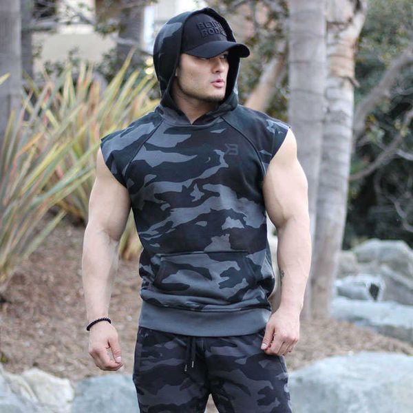 muscle summer new men's brothers knitted sleeveless vest running training hooded fitness vest, White;black
muscle summer new men's brothers knitted sleeveless vest running training hooded fitness vest, White;black