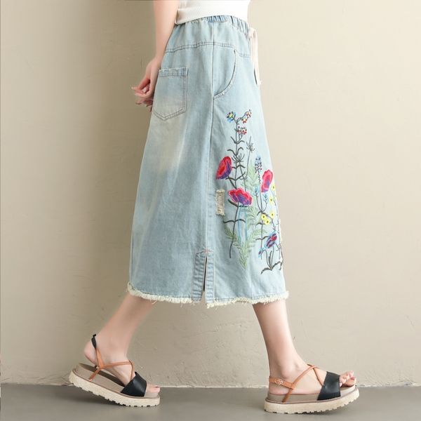 big size women froal embroidery denim maxi skirt summer elastic waist streetwear vintage jean pencil skirts saia femme y200326, Black
big size women froal embroidery denim maxi skirt summer elastic waist streetwear vintage jean pencil skirts saia femme y200326, Black