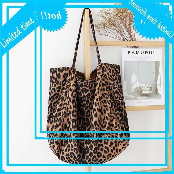 korean fashion leopard print portable casual versatile flannel one shoulder personality temperament large capacity canvas bag
korean fashion leopard print portable casual versatile flannel one shoulder personality temperament large capacity canvas bag