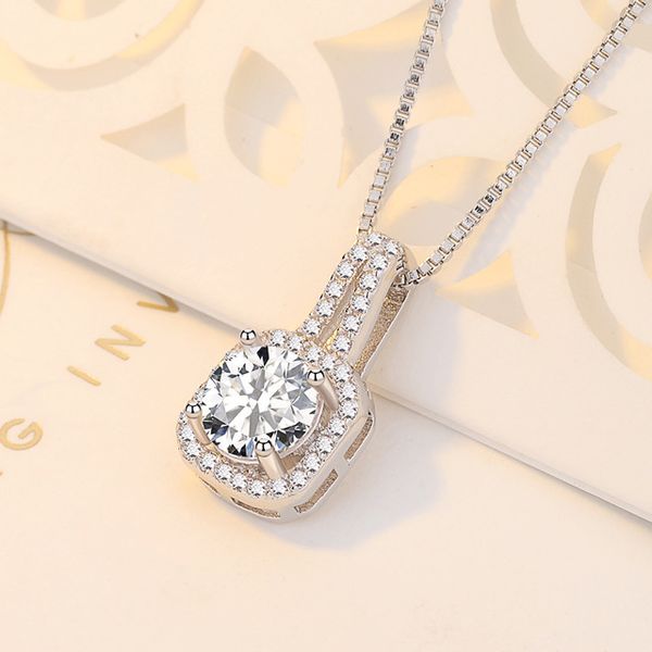 south korea's new fashion shiny zircon square diamond pendant, short female necklace, ladies simple and sweet clavicle chain, Silver
south korea's new fashion shiny zircon square diamond pendant, short female necklace, ladies simple and sweet clavicle chain, Silver