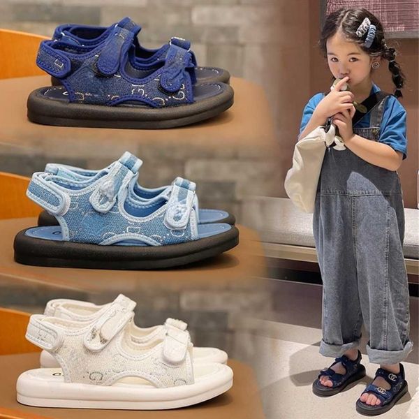 2022 summer kids hook loop sandals fashion embroidery children's girls outdoor beach travel slippers sneakers princess infant casual le, Black
2022 summer kids hook loop sandals fashion embroidery children's girls outdoor beach travel slippers sneakers princess infant casual le, Black