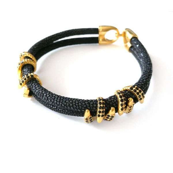 charm bracelets (10pcs) fashion thailand black 5mm stingray leather bracelet bangle with cz stainless steel claw jewelry for men, Golden;silver
charm bracelets (10pcs) fashion thailand black 5mm stingray leather bracelet bangle with cz stainless steel claw jewelry for men, Golden;silver