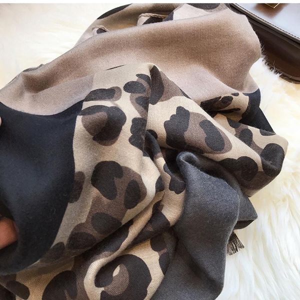 women scarf shawl leopard print scarf shawl new dot viscose hijabs scarves/scarf for women modis fashion, Blue;gray
women scarf shawl leopard print scarf shawl new dot viscose hijabs scarves/scarf for women modis fashion, Blue;gray
