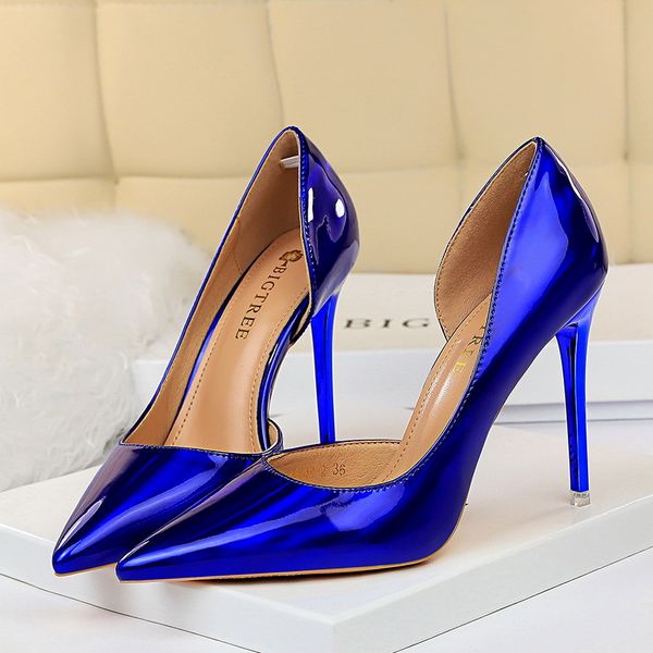 2021 plus size 43 female .5cm high heels gold pump blue luxury tacons mrs stiletto fetish scarpins quality red shoes 1jpm, Black
2021 plus size 43 female .5cm high heels gold pump blue luxury tacons mrs stiletto fetish scarpins quality red shoes 1jpm, Black