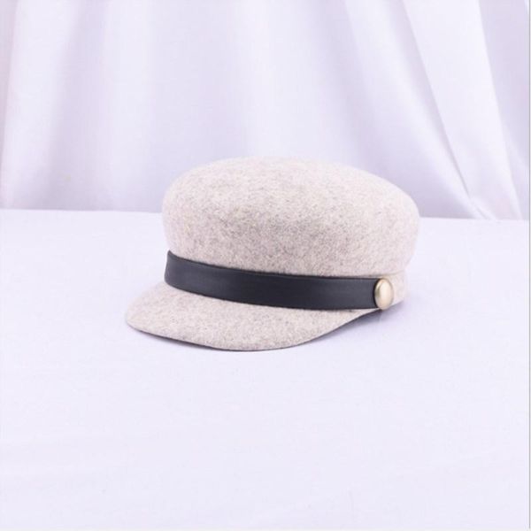 2020 new fashion wool felt cap for women warm wool autumn hat visor beret newsboy cap beige black casual ladies flat military cap, Black;white
2020 new fashion wool felt cap for women warm wool autumn hat visor beret newsboy cap beige black casual ladies flat military cap, Black;white