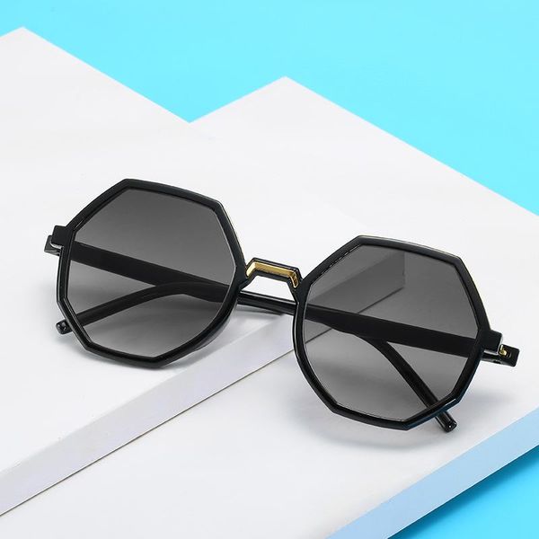 sunglasses small frame fashion women men polygon sun glasses for woman oversized gradient lens shades 2021 fml, White;black
sunglasses small frame fashion women men polygon sun glasses for woman oversized gradient lens shades 2021 fml, White;black