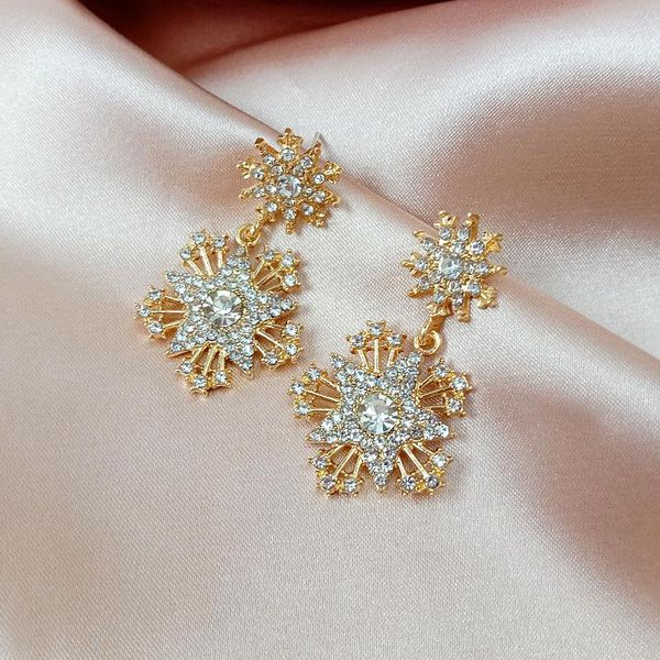 dangle & chandelier light luxury gold shine stars zircon earrings trend banquet prom charm women earring party accessories jewelry, Silver
dangle & chandelier light luxury gold shine stars zircon earrings trend banquet prom charm women earring party accessories jewelry, Silver