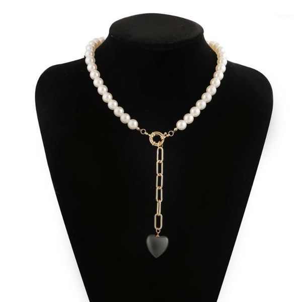 my9 vintage baroque irregular pearl lock chains necklace geometric pendant love necklaces for women punk jewelry1, Golden;silver
my9 vintage baroque irregular pearl lock chains necklace geometric pendant love necklaces for women punk jewelry1, Golden;silver