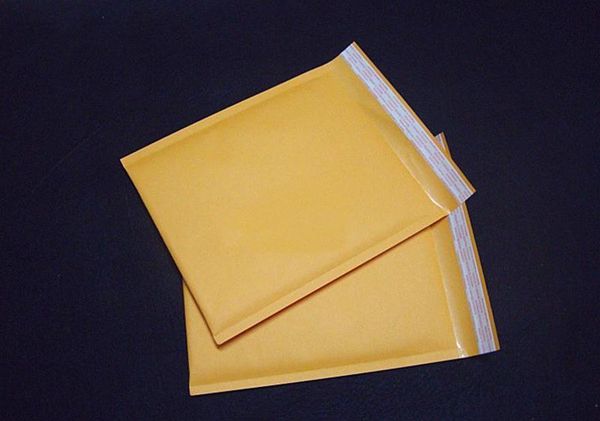 wholesale-10pcs 130*130+40mm small kraft bubble bag padded envelopes mailers shipping sqcooz homes2007
wholesale-10pcs 130*130+40mm small kraft bubble bag padded envelopes mailers shipping sqcooz homes2007