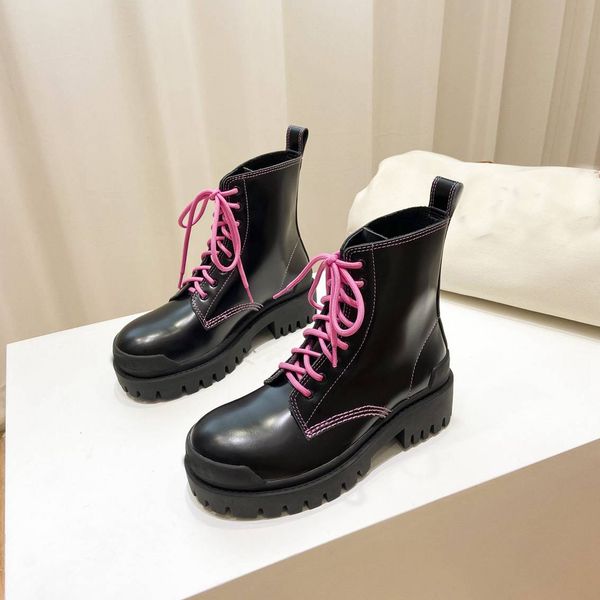 fashion platform martin boots for women 6 holes lace up side zipper laser fashion ankle boots patent leather shoes quality, Black
fashion platform martin boots for women 6 holes lace up side zipper laser fashion ankle boots patent leather shoes quality, Black
