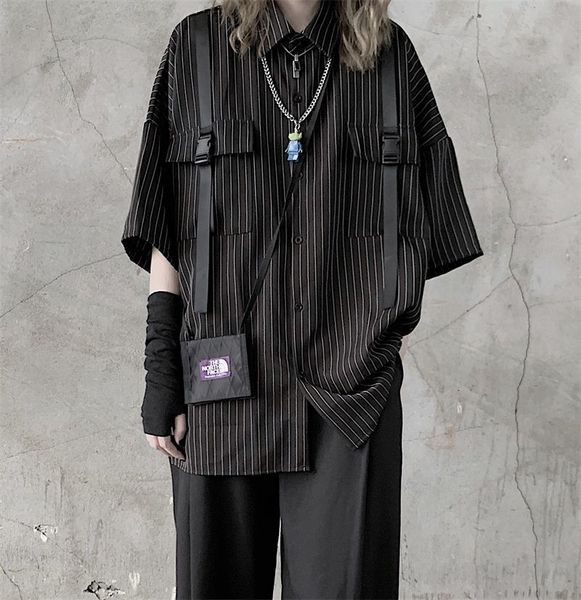 2021 new fashion short sleeve korean streetwear cargo man black shirts woman clothing hip hop ceke, White
2021 new fashion short sleeve korean streetwear cargo man black shirts woman clothing hip hop ceke, White