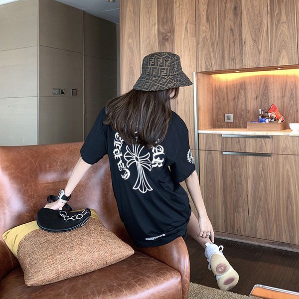 chh 2020 spring / summer new couple's sanskrit cross printed short sleeve t-shirt for men and women's casual top, Black;brown
chh 2020 spring / summer new couple's sanskrit cross printed short sleeve t-shirt for men and women's casual top, Black;brown