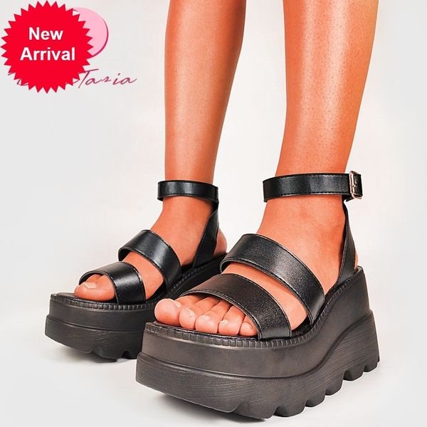 2021 the new from now on female beach holiday concise sandals women high heels shoes bygn, Black
2021 the new from now on female beach holiday concise sandals women high heels shoes bygn, Black