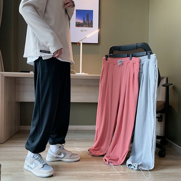 2021 breeches new spring released in a straight line baggy sports pants campus youth male clothes g8j7, Black
2021 breeches new spring released in a straight line baggy sports pants campus youth male clothes g8j7, Black