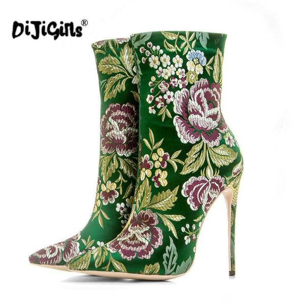 boots big size winter embroidered pointed toe 12cm high heels shoes woman fashion floral zipper ankle drop, Black 
boots big size winter embroidered pointed toe 12cm high heels shoes woman fashion floral zipper ankle drop, Black