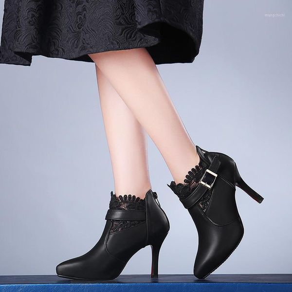 ymechic 2020 autumn red black fashion ankle boots women pointed toe thin high heels shoes buckle strap lace ruffles short boot1
ymechic 2020 autumn red black fashion ankle boots women pointed toe thin high heels shoes buckle strap lace ruffles short boot1