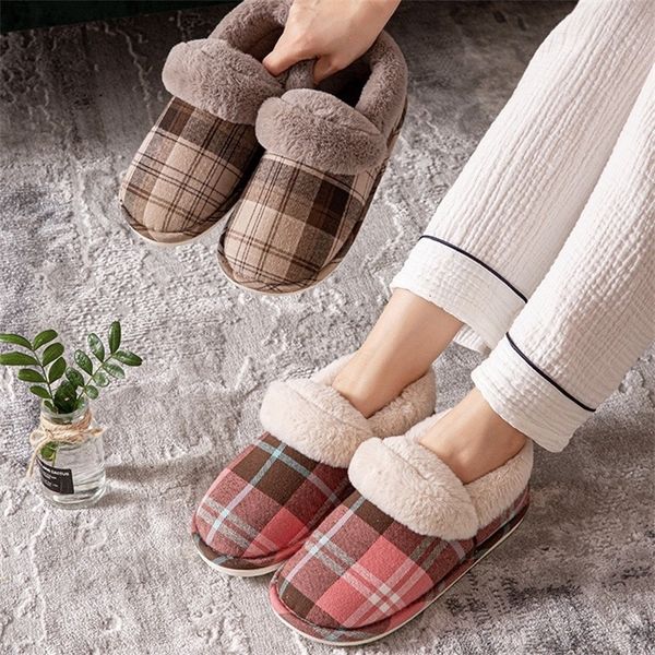 2021 new women plaid thick short plush couple indoor non-slip home warm cotton slippers fur slides usn5, Black
2021 new women plaid thick short plush couple indoor non-slip home warm cotton slippers fur slides usn5, Black
