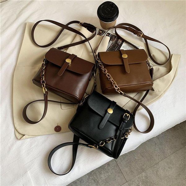 cross body vintage simple chain pu leather shoulder crossbody bags for women 2021 small handbags and purses female luxury trending
cross body vintage simple chain pu leather shoulder crossbody bags for women 2021 small handbags and purses female luxury trending