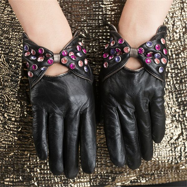 wholesale-new style, luxury diamond-encrusted sheepskin gloves, women's fashion gloves, winter outdoor sports warm gloves, Blue;gray
wholesale-new style, luxury diamond-encrusted sheepskin gloves, women's fashion gloves, winter outdoor sports warm gloves, Blue;gray