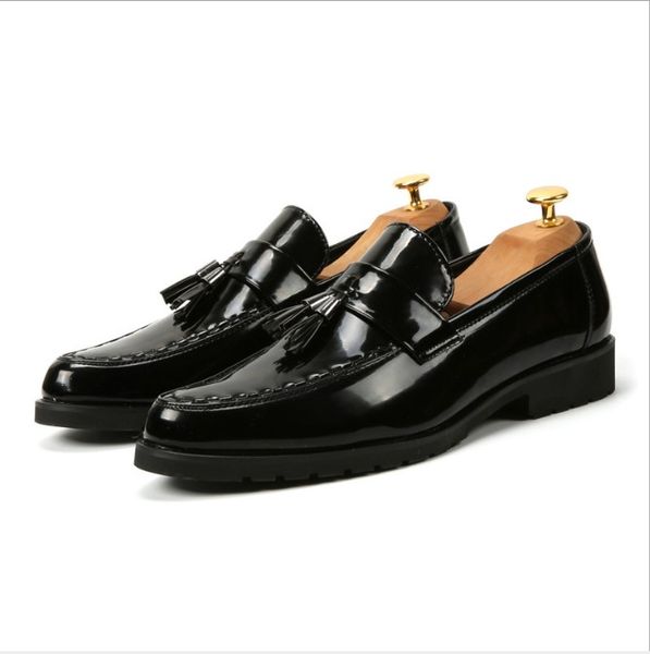 men tassel loafers leather formal shoes slip on elegant dress shoe simple slip on man 2021 casual wedding party shoes footwear, Black
men tassel loafers leather formal shoes slip on elegant dress shoe simple slip on man 2021 casual wedding party shoes footwear, Black