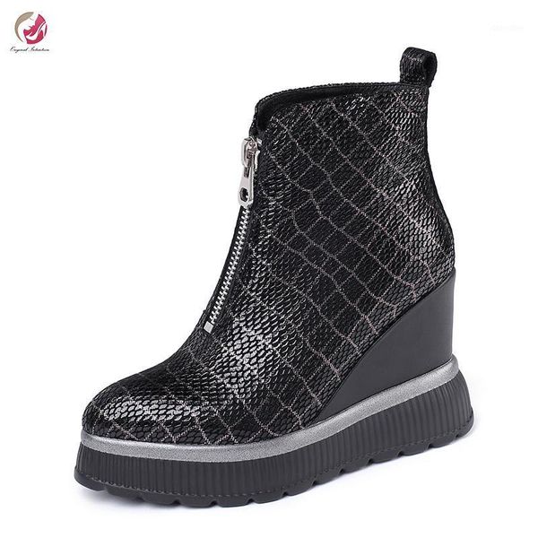 boots original intention stylish height increasing ankle black grids woman real leather high platform shoes quality casual1
boots original intention stylish height increasing ankle black grids woman real leather high platform shoes quality casual1