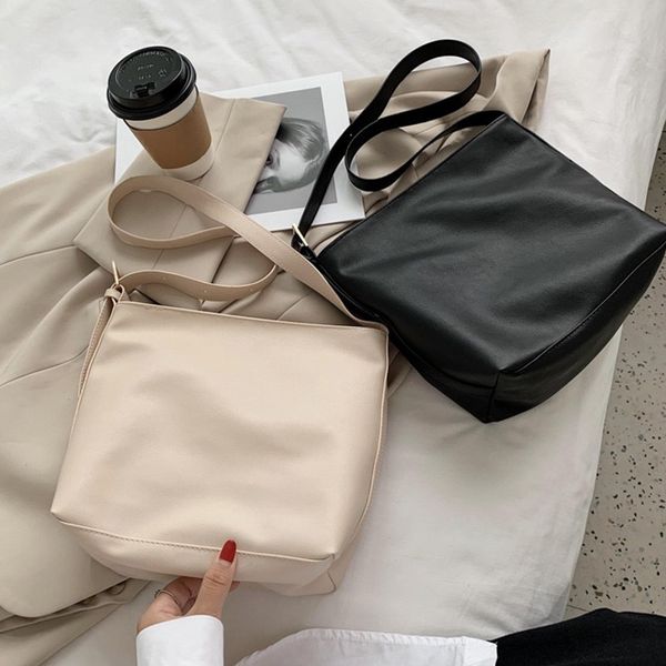 ретро женщины ковш сумки вскользь ретро женщина плечо crossbody сумка кожа pu женскую сумку 77626
ретро женщины ковш сумки вскользь ретро женщина плечо crossbody сумка кожа pu женскую сумку 77626