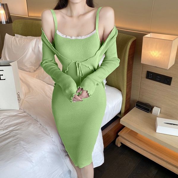 2021 new 2021 spring new lace thin long-sleeved cardigan + sling bag hip slim dress knitted suit frao, Black;gray
2021 new 2021 spring new lace thin long-sleeved cardigan + sling bag hip slim dress knitted suit frao, Black;gray
