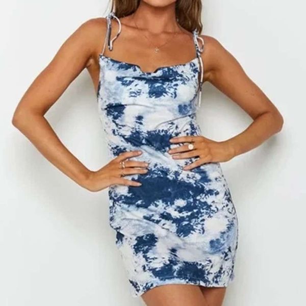 wind ins ultra fire 2020 new french style splash ink tie dye lace up dangling neck slim dress, Black;gray
wind ins ultra fire 2020 new french style splash ink tie dye lace up dangling neck slim dress, Black;gray