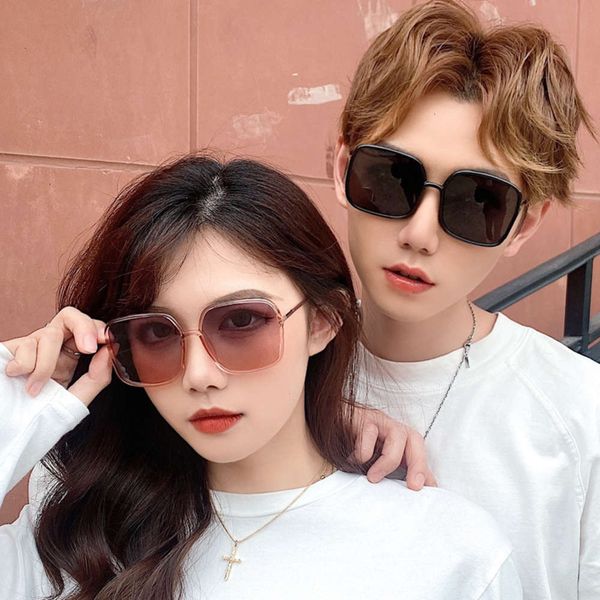 new polarizing sunglasses couple's anti 2020 ultraviolet sunglasses women's korean version small face net red glasses trendy man, White;black
new polarizing sunglasses couple's anti 2020 ultraviolet sunglasses women's korean version small face net red glasses trendy man, White;black