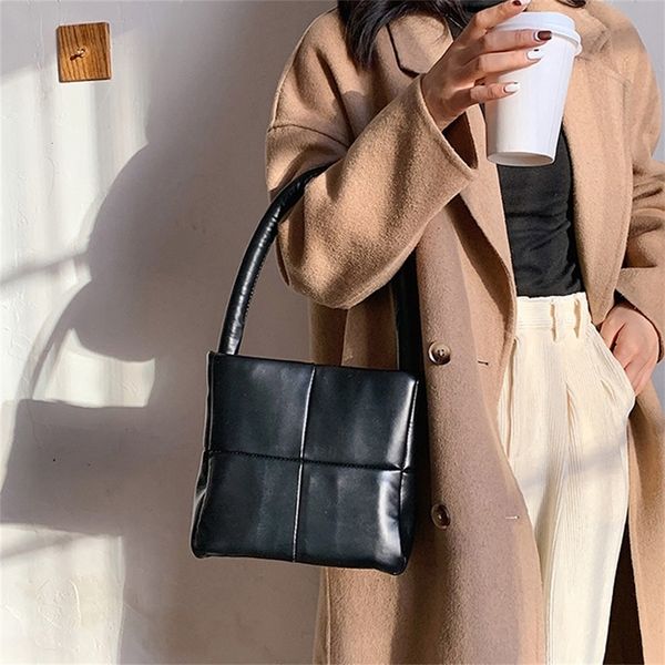 fashion plaid space padded women handbag designer brand shoulder bag luxury soft leather down small tote good quality bucket bag
fashion plaid space padded women handbag designer brand shoulder bag luxury soft leather down small tote good quality bucket bag