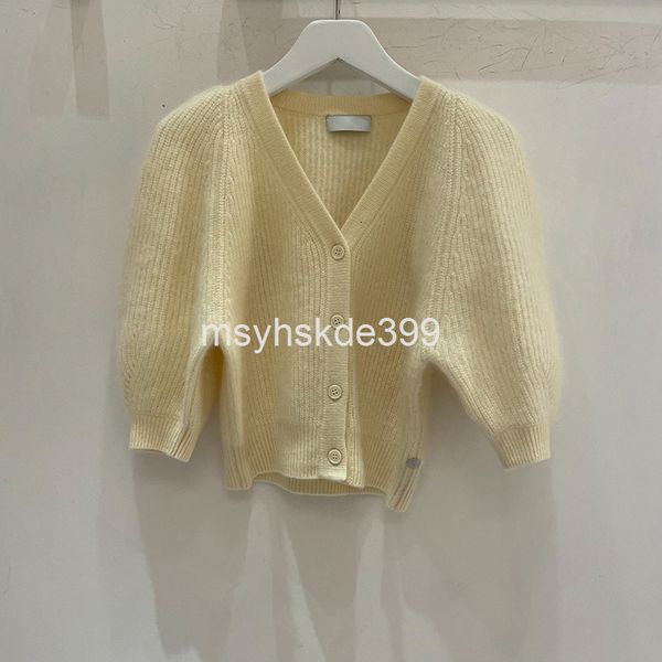 women's sweaters niche 22 spring and summer ba tong style bubble sleeve short sweater slim knit cardigan women's top, White;black
women's sweaters niche 22 spring and summer ba tong style bubble sleeve short sweater slim knit cardigan women's top, White;black