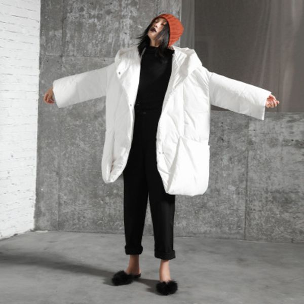 europe new list fashion regular type ladies down jacket big pocket stitching 2020 winter new thickening 90% white duck down coat c1204, Black
europe new list fashion regular type ladies down jacket big pocket stitching 2020 winter new thickening 90% white duck down coat c1204, Black
