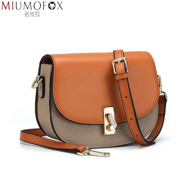 new fashion handbag genuine leather shoulder bag women messenger bag 2 shoulder strap simple semi-circle saddle purse female bag c0121
new fashion handbag genuine leather shoulder bag women messenger bag 2 shoulder strap simple semi-circle saddle purse female bag c0121