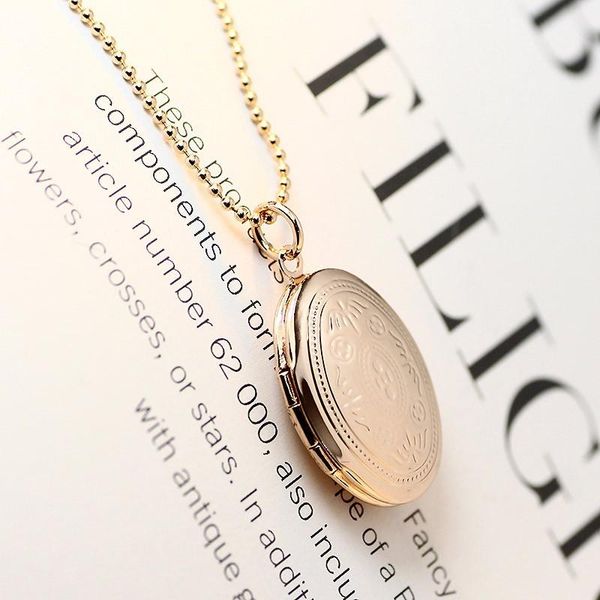 pendant necklaces round po memory floating locket lace necklace fragrance essential oil diffuser for women 2021 yta86, Silver
pendant necklaces round po memory floating locket lace necklace fragrance essential oil diffuser for women 2021 yta86, Silver