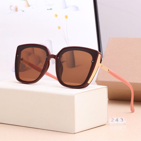 2021 new fashion cat eye sunglasses brand design vintage female retro cateye sun glasses for women oculos de sol uv400 qvm1, White;black
2021 new fashion cat eye sunglasses brand design vintage female retro cateye sun glasses for women oculos de sol uv400 qvm1, White;black