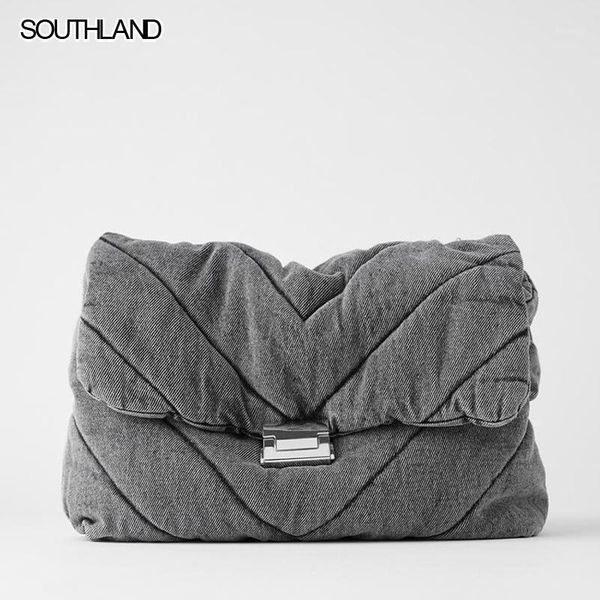 southland vintage designer blue denim handbags luxury chains crossbody bag over large capacitytotes women jeans shoulder bags1
southland vintage designer blue denim handbags luxury chains crossbody bag over large capacitytotes women jeans shoulder bags1