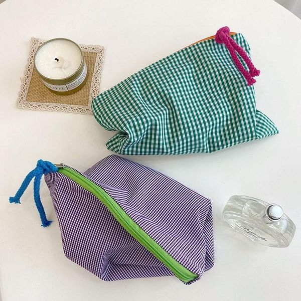 women plaid makeup bag fashion cotton zipper pouch necessarie feminina purse travel big bath cosmetic bags organizer
women plaid makeup bag fashion cotton zipper pouch necessarie feminina purse travel big bath cosmetic bags organizer