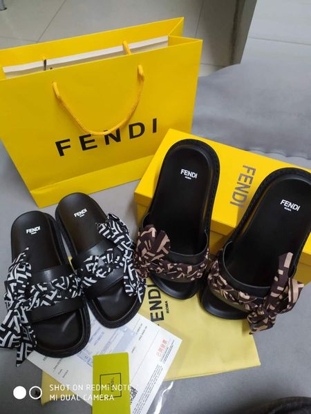 new 2021 fashion women ankle strap sandals red bridal summer wedding shoes butterfly decor high heels prom pumps gold sandalias, Black
new 2021 fashion women ankle strap sandals red bridal summer wedding shoes butterfly decor high heels prom pumps gold sandalias, Black