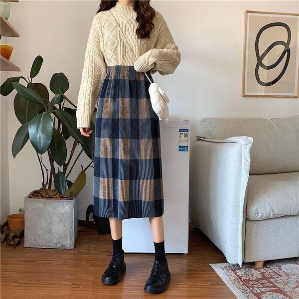 women 2021 autumn winter vintage pleated plaid skirt female high waist midi skirt new fashion ladies party streetwear a3231, Black
women 2021 autumn winter vintage pleated plaid skirt female high waist midi skirt new fashion ladies party streetwear a3231, Black