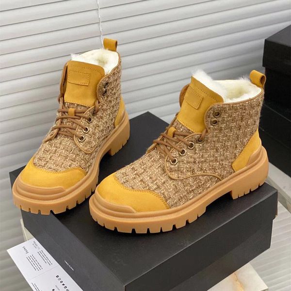 2020 fashion style martin boots with a first layer of matte leather with a small fragrant linen wool inside, comfortable and retro, Black
2020 fashion style martin boots with a first layer of matte leather with a small fragrant linen wool inside, comfortable and retro, Black