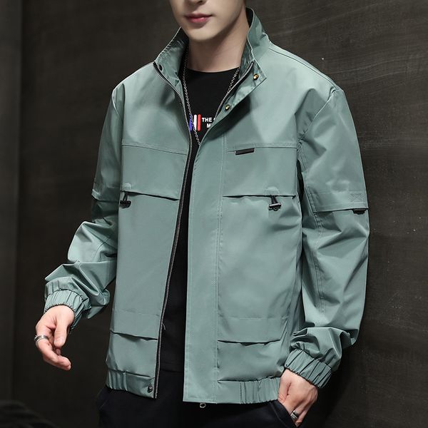 2021 new windbreaker korea fashion jacket street wear stand collar slim men autumn style coat c6i9, Black;brown 
2021 new windbreaker korea fashion jacket street wear stand collar slim men autumn style coat c6i9, Black;brown