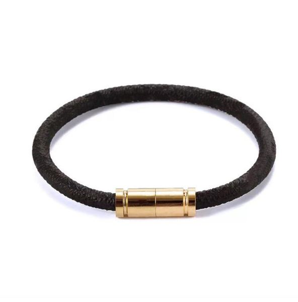 designer bracelet charm t fashion leather magnetic buckle size luxury jewelry ladies men bracelet wholesale, Golden;silver
designer bracelet charm t fashion leather magnetic buckle size luxury jewelry ladies men bracelet wholesale, Golden;silver