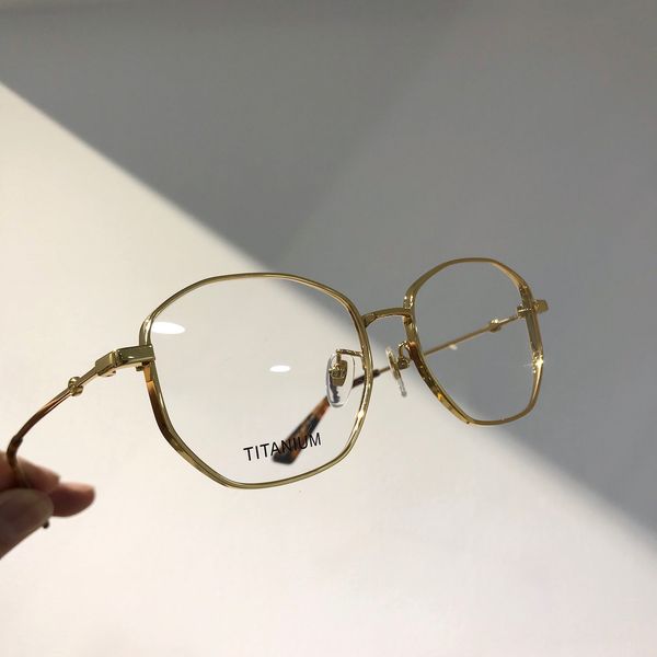fashion box pure titanium ultra light myopia art students g family glasses stars of the same style can be used for men and women lfyjsh, White;black
fashion box pure titanium ultra light myopia art students g family glasses stars of the same style can be used for men and women lfyjsh, White;black