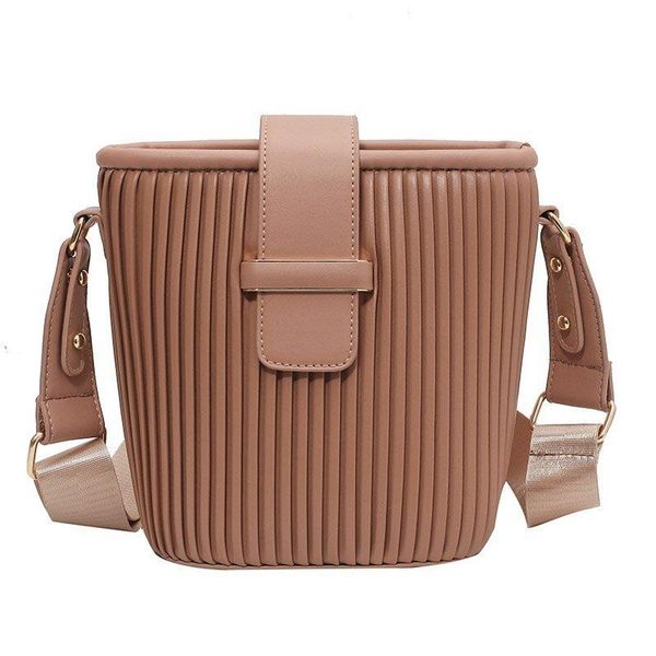 shoulder bags fashion folds handbags small bucket crossbody design luxury wide strap ladies winter leather purses
shoulder bags fashion folds handbags small bucket crossbody design luxury wide strap ladies winter leather purses