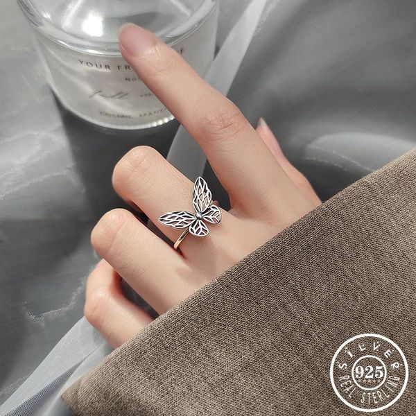 cluster rings 925 sterling thai silver unique hollowed-out butterfly shape ring adjustable open knuckle finger jewelry for women, Golden;silver
cluster rings 925 sterling thai silver unique hollowed-out butterfly shape ring adjustable open knuckle finger jewelry for women, Golden;silver
