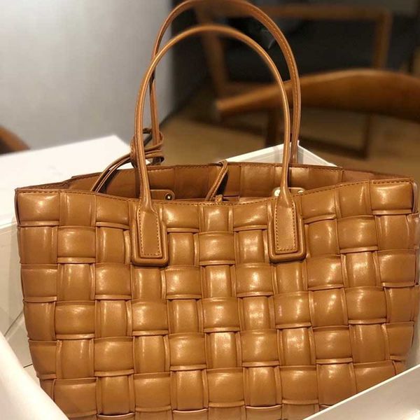 soft bag woven crossbody shoulder tote real high pouch women genuine shopping leather handbags quality handbag kuwlh, Red;black
soft bag woven crossbody shoulder tote real high pouch women genuine shopping leather handbags quality handbag kuwlh, Red;black