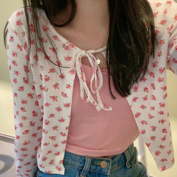 2 цвета 2020 летних корейский стиль короткого цветочного дизайна печать с длинным рукавом рубашка feminino зашнуровать верхнюю одежду пальто, White 
2 цвета 2020 летних корейский стиль короткого цветочного дизайна печать с длинным рукавом рубашка feminino зашнуровать верхнюю одежду пальто, White